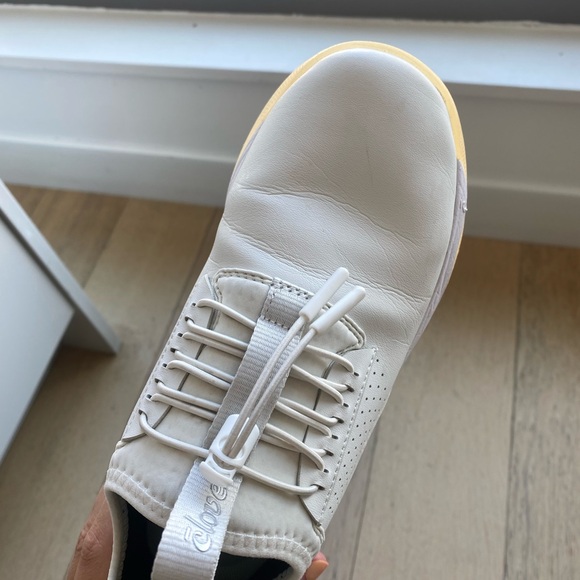 Women’s Clove Nursing Shoes - Picture 8 of 10